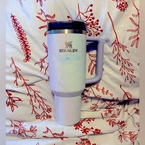 SOLD-Watercolor Dusk 40oz Stanley